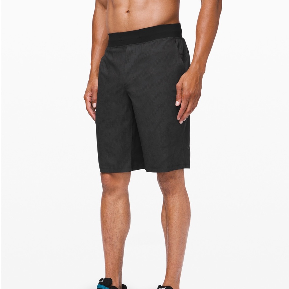 🚨LululemonSALE shorts NEW with tags🚨